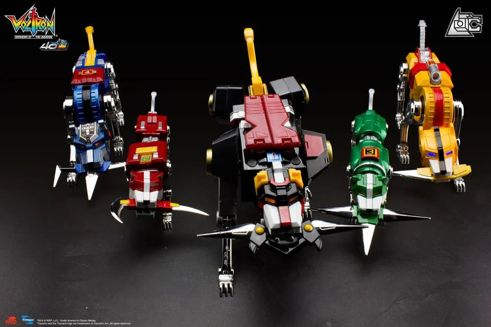 Voltron: Defender of the Universe 40th Anniversary Voltron Collector's Set by Toynami NOW SHIPPING